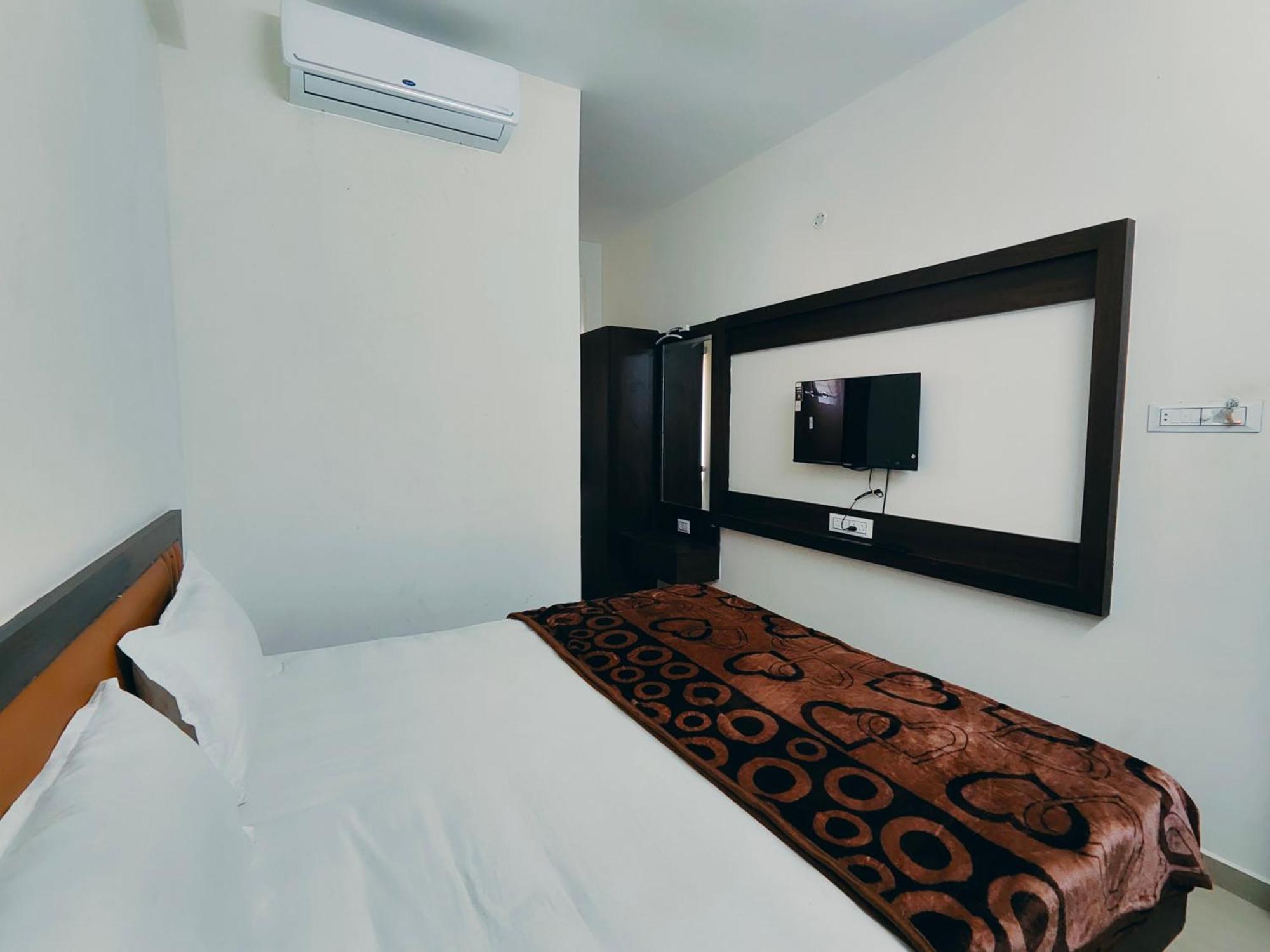 Hotel Heritage Palace Bhuj Ngoại thất bức ảnh