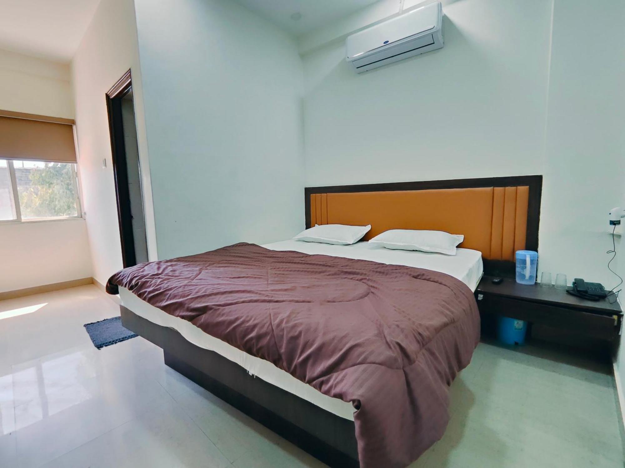 Hotel Heritage Palace Bhuj Ngoại thất bức ảnh